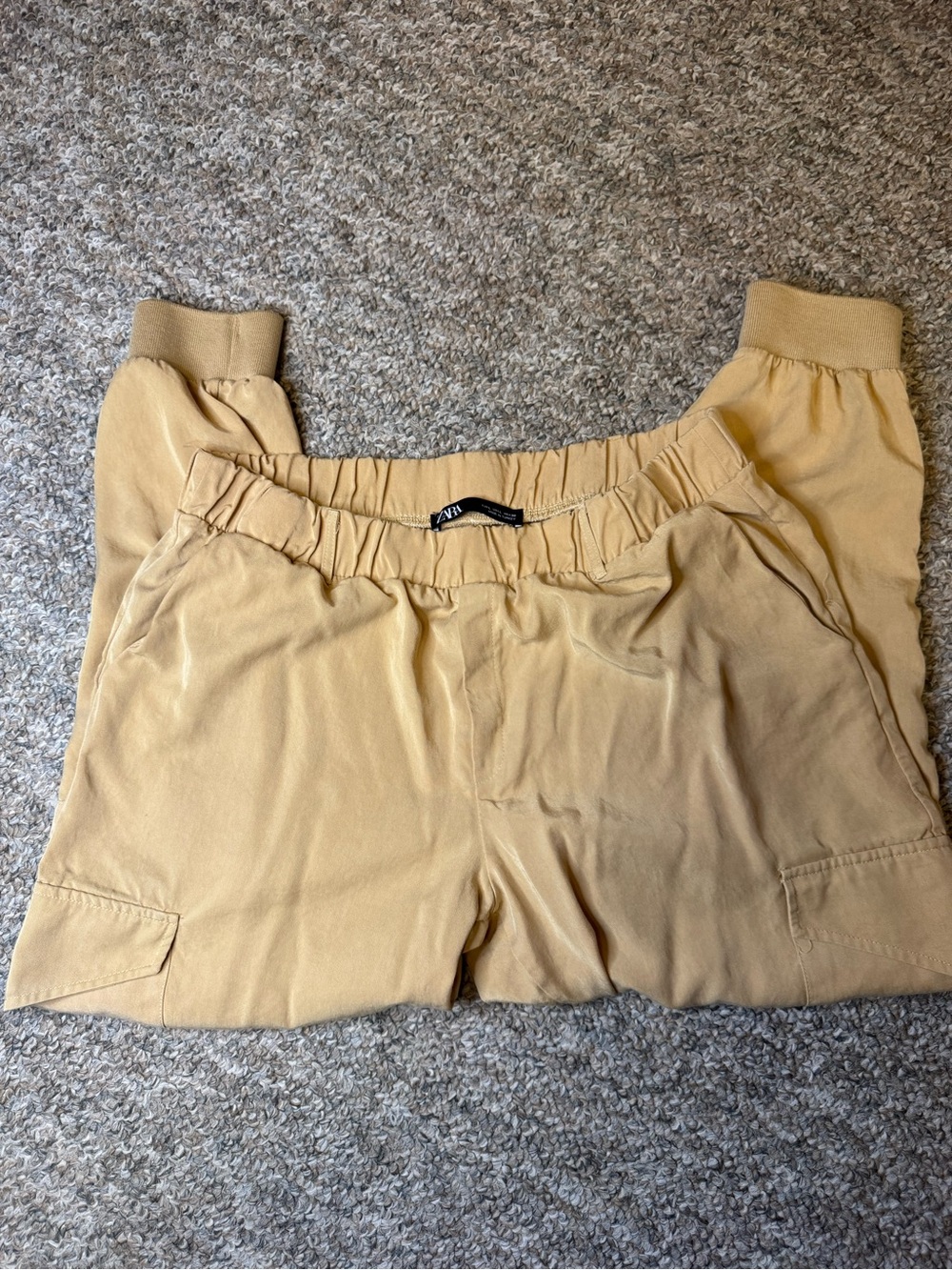 Zara khaki colored Elastic Waist joggers